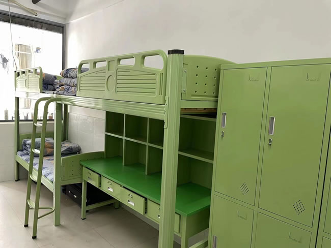 干净整洁的学生宿舍