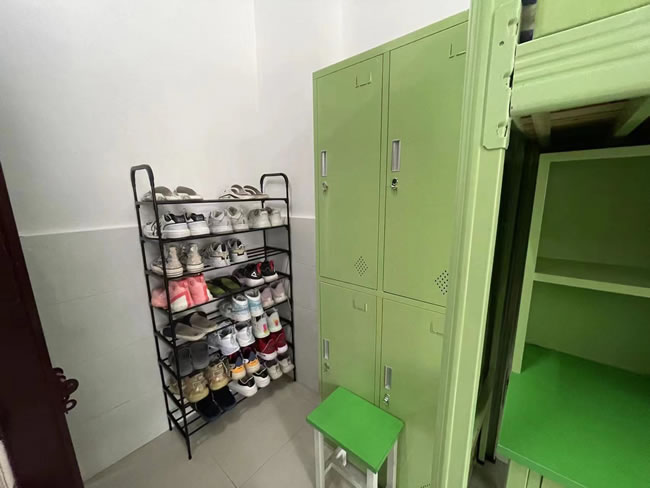 合肥工贸学校宿舍衣柜