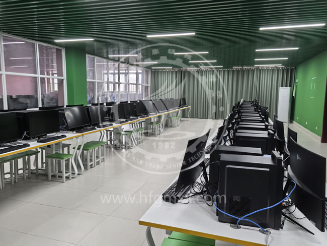 合肥工贸学校动漫设计实训室