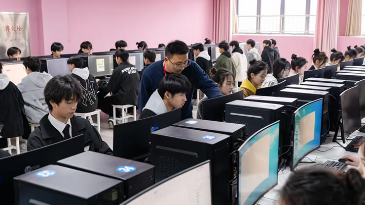 合肥工贸学校