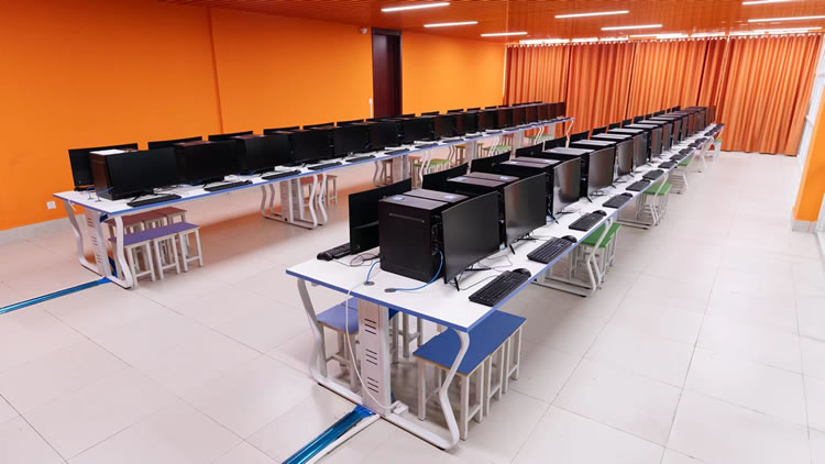 合肥工贸学校